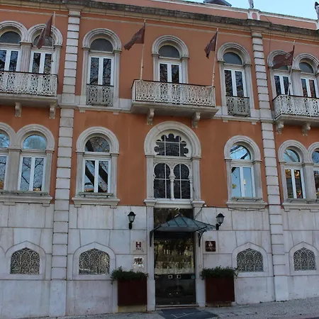 Отель Ever Center 3*