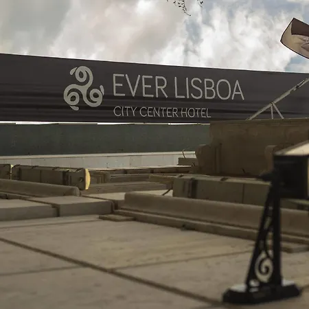 Ever Center Отель